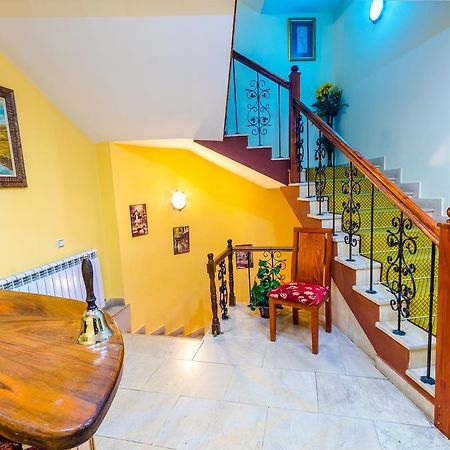 Hotel Cosmos Asenovgrad Ngoại thất bức ảnh