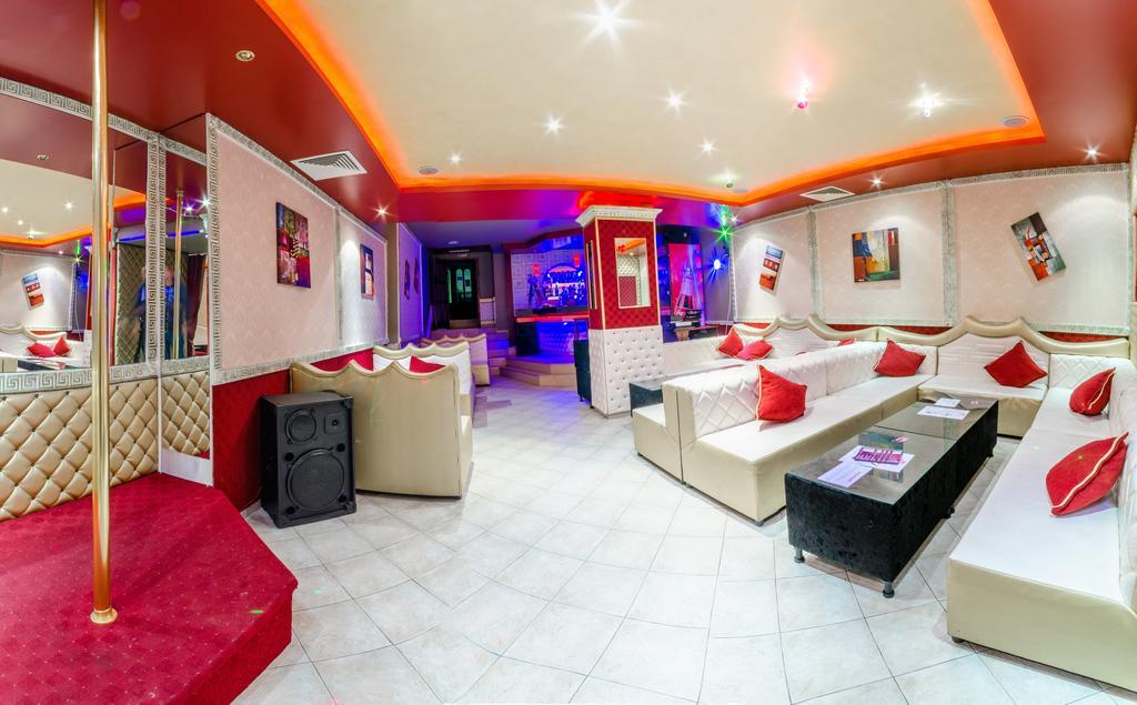 Hotel Cosmos Asenovgrad Ngoại thất bức ảnh