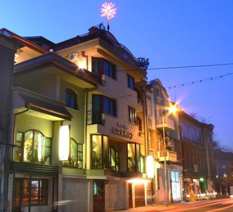 Hotel Cosmos Asenovgrad Ngoại thất bức ảnh