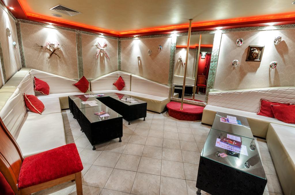 Hotel Cosmos Asenovgrad Ngoại thất bức ảnh