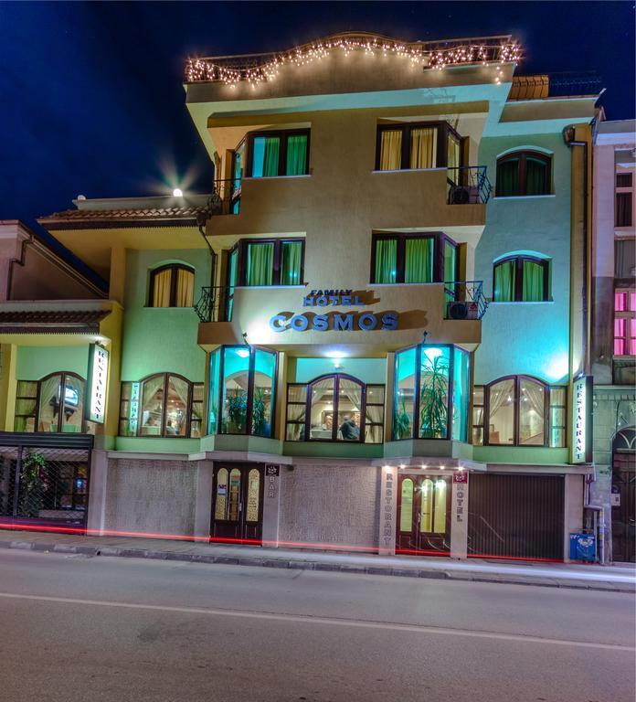 Hotel Cosmos Asenovgrad Ngoại thất bức ảnh